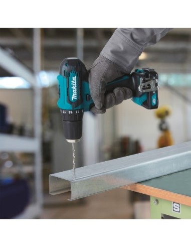 Löögiga akutrell 12V MAX 2x 2,0 Ah...